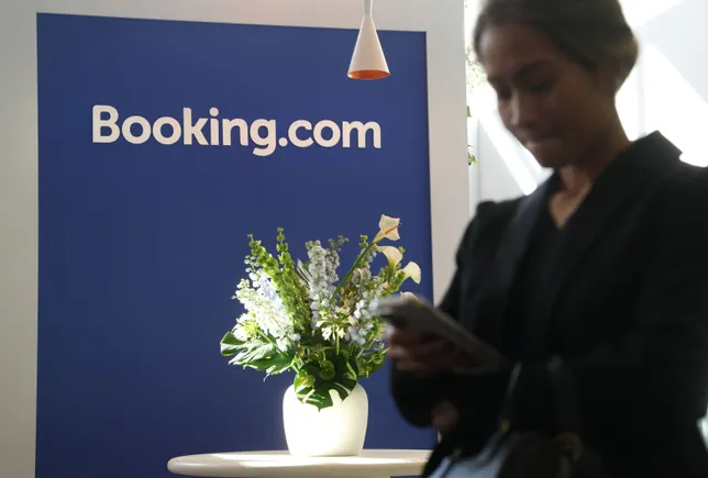 Booking Holdings'互联旅行战略提升客户忠诚度