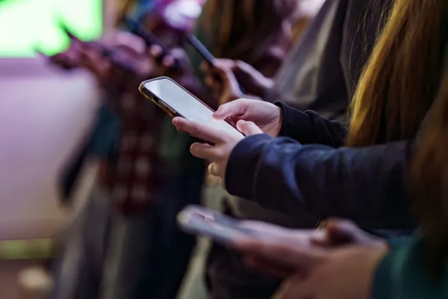 Social platforms drive traffic but lag in conversion: ESW report reveals trust gap