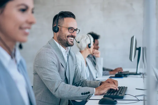 Clear human agent transfer paths can enhance consumer trust in AI customer service